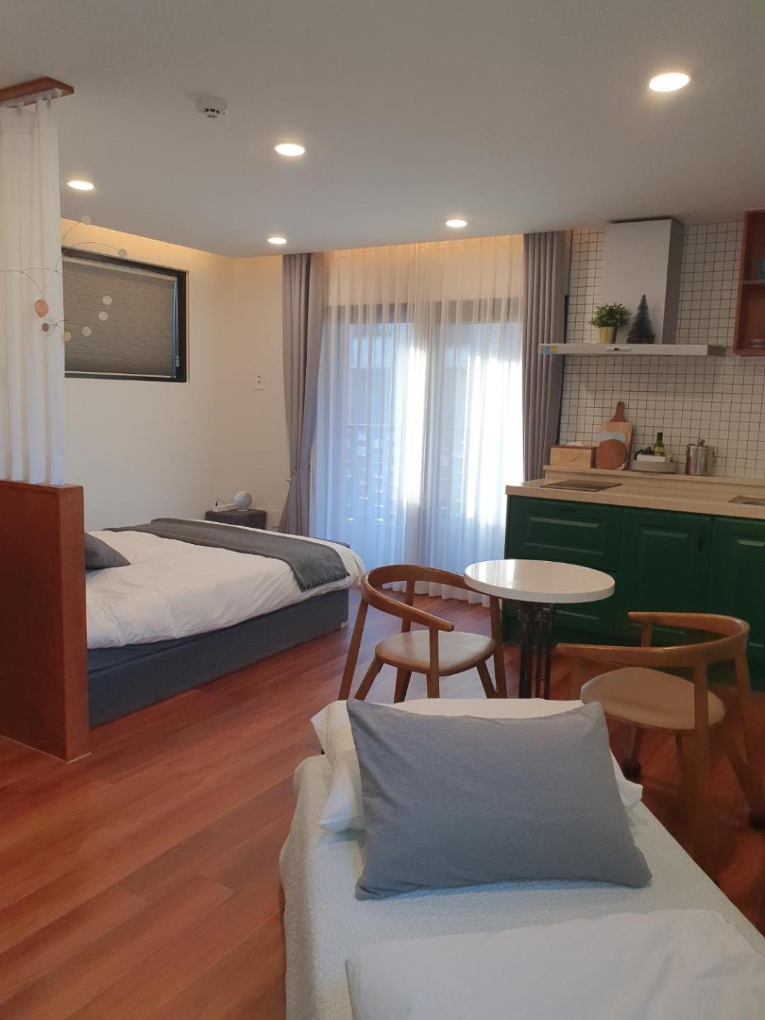 Space In Blackstone Сеул Екстериор снимка